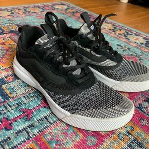 Like new Vans sneakers